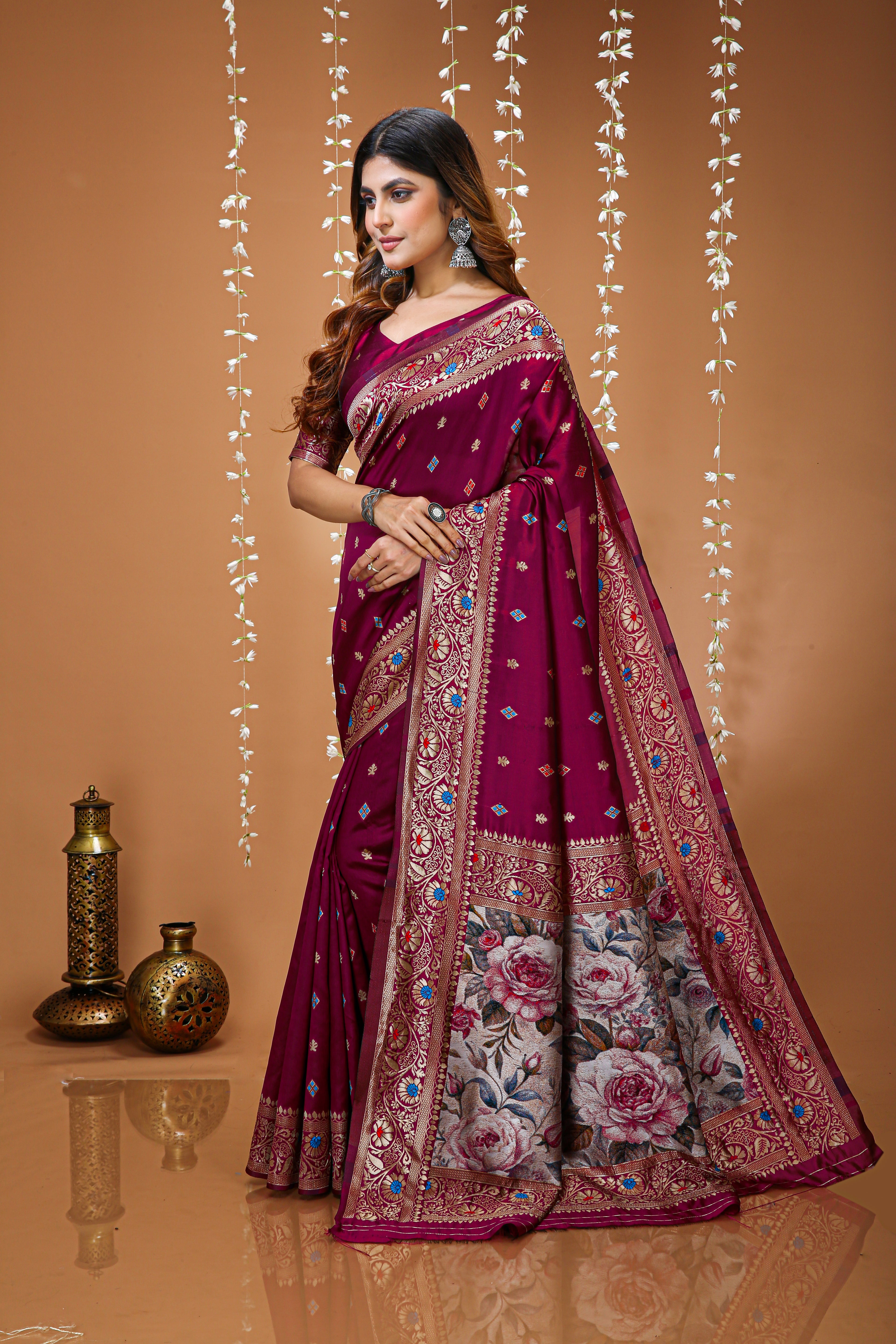 Very Prepossessing Soft Silk Saree Charming Blouse Piece