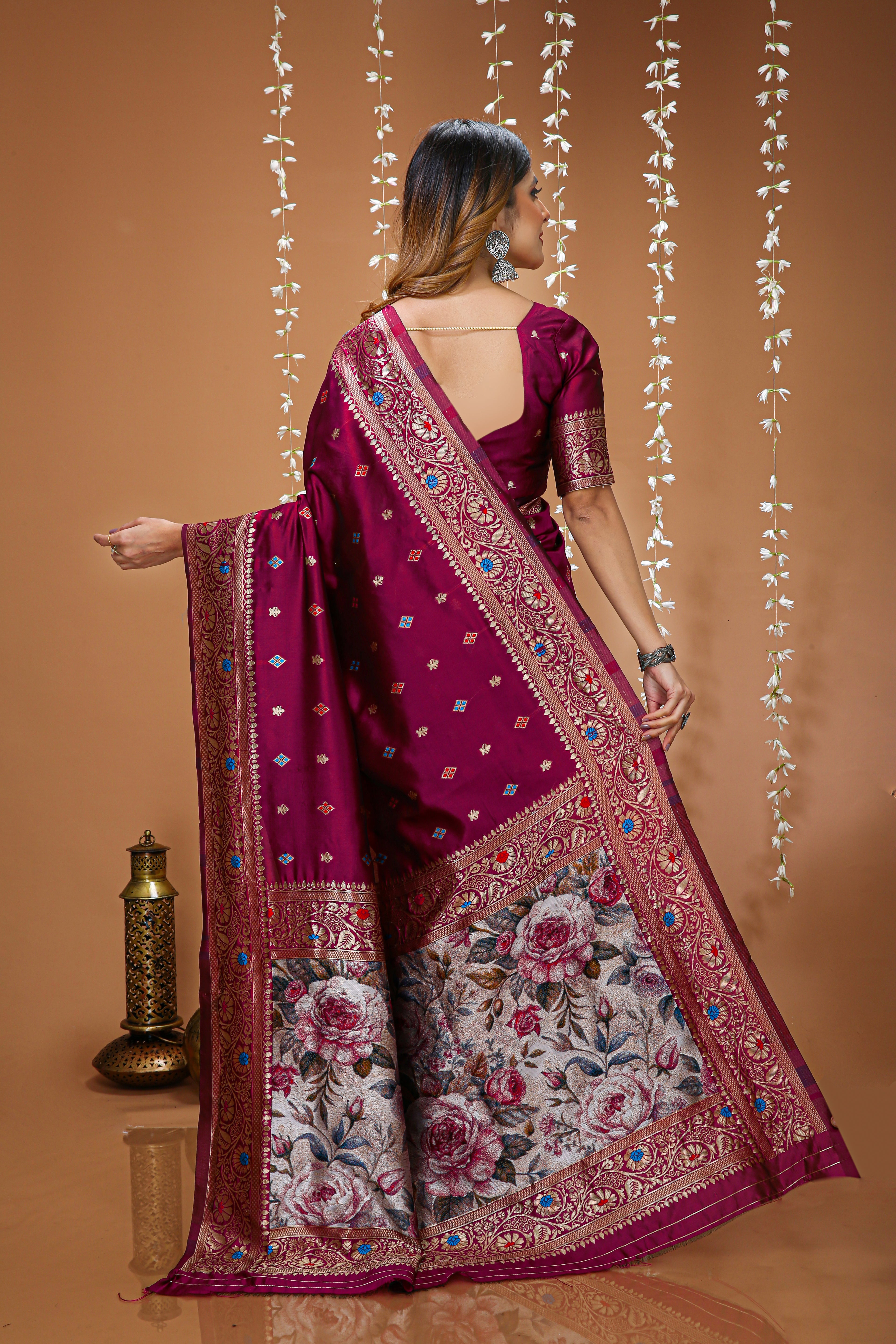 Very Prepossessing Soft Silk Saree Charming Blouse Piece