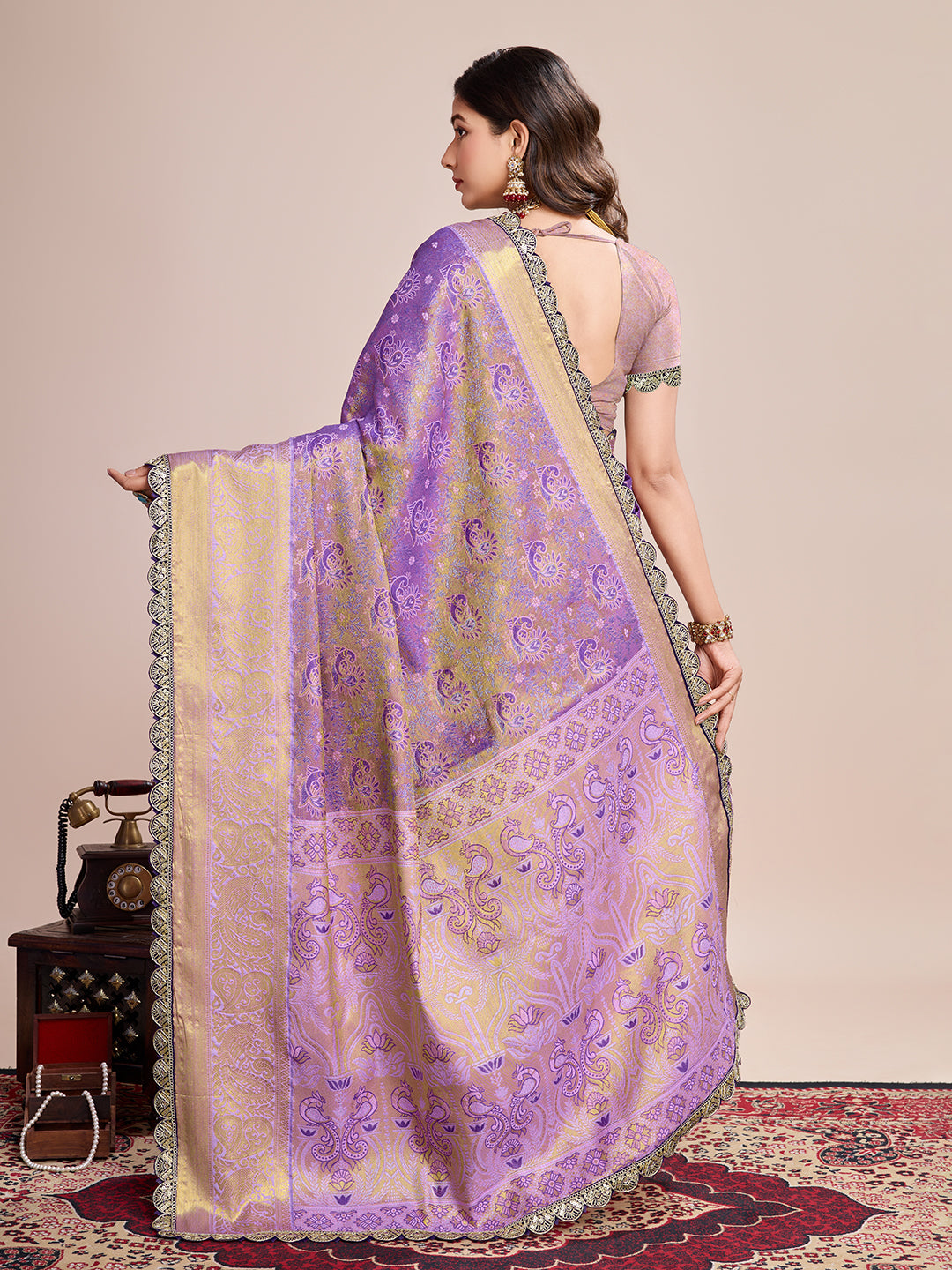 Traditional Pure Kanjivaram Silk Saree In Double Tone Color
