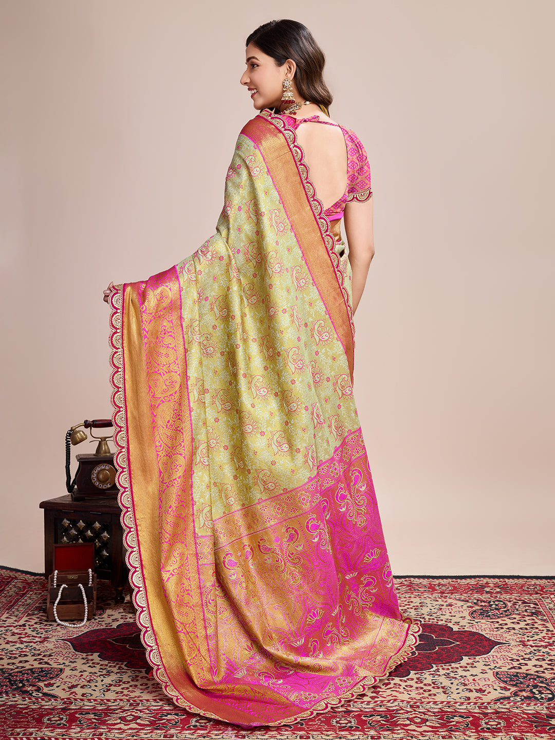 Traditional Pure Kanjivaram Silk Saree In Double Tone Color