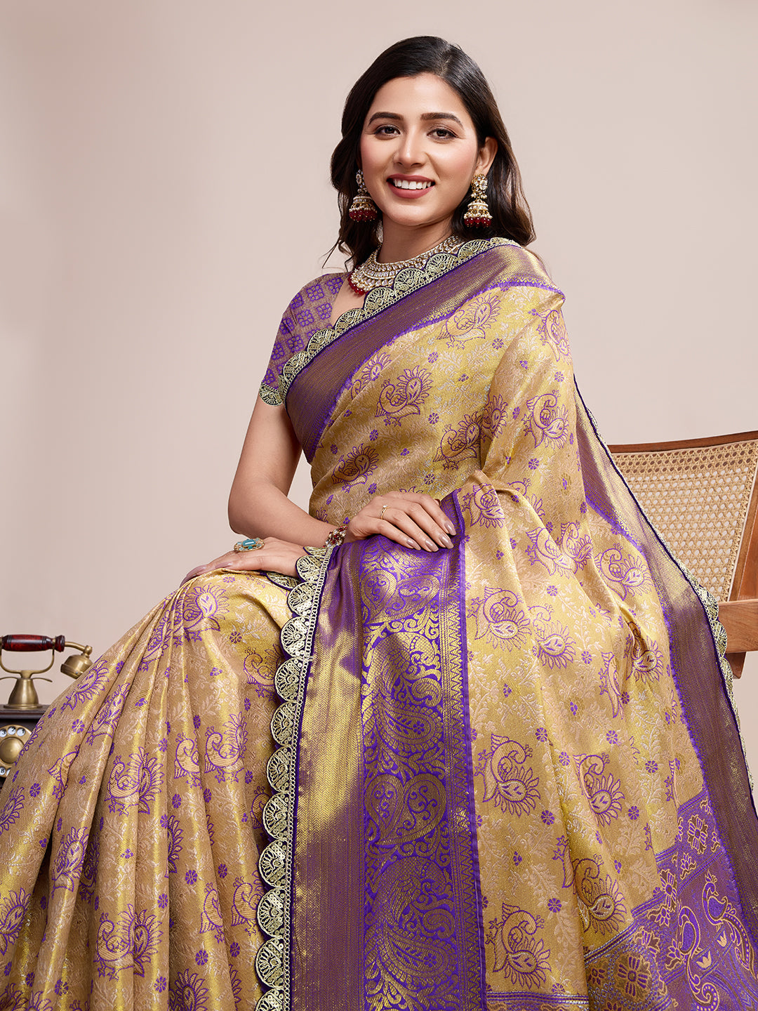 Traditional Pure Kanjivaram Silk Saree In Double Tone Color