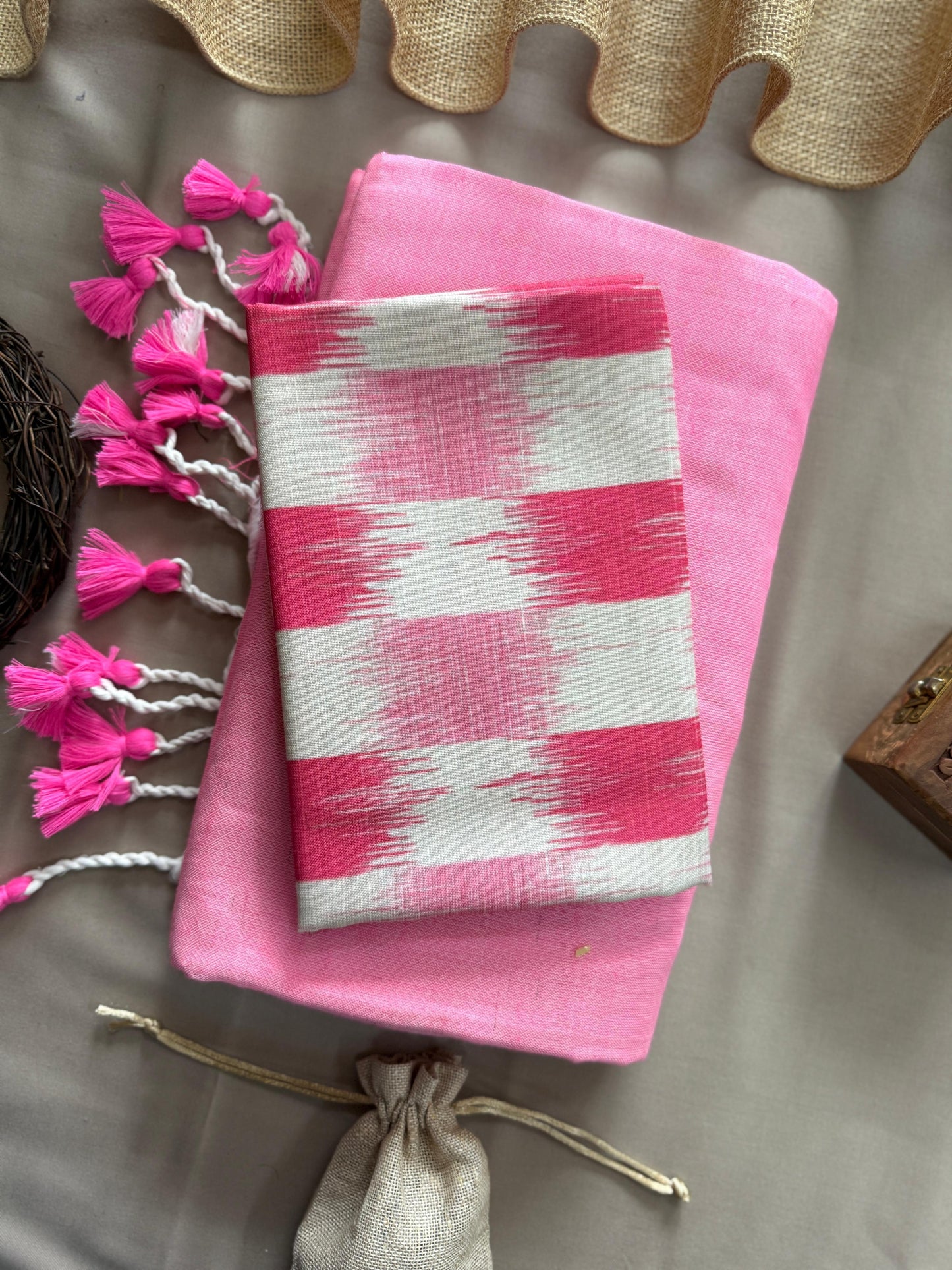 Baby Pink Handloom Cotton Saree With Chex Printed Blouse