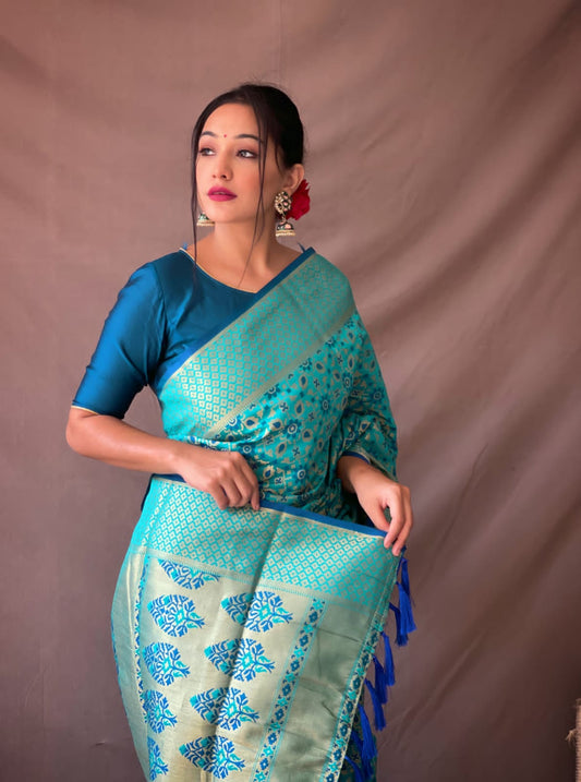 Most Trending Pure Silk Saree In Laheriya Style