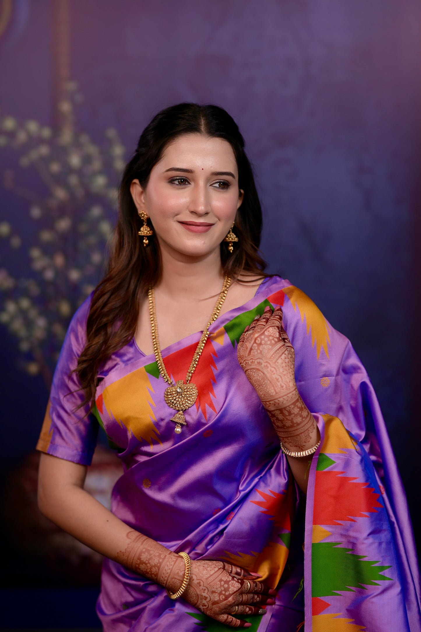 Very Ravishing Soft Silk Saree With Zari Weaving