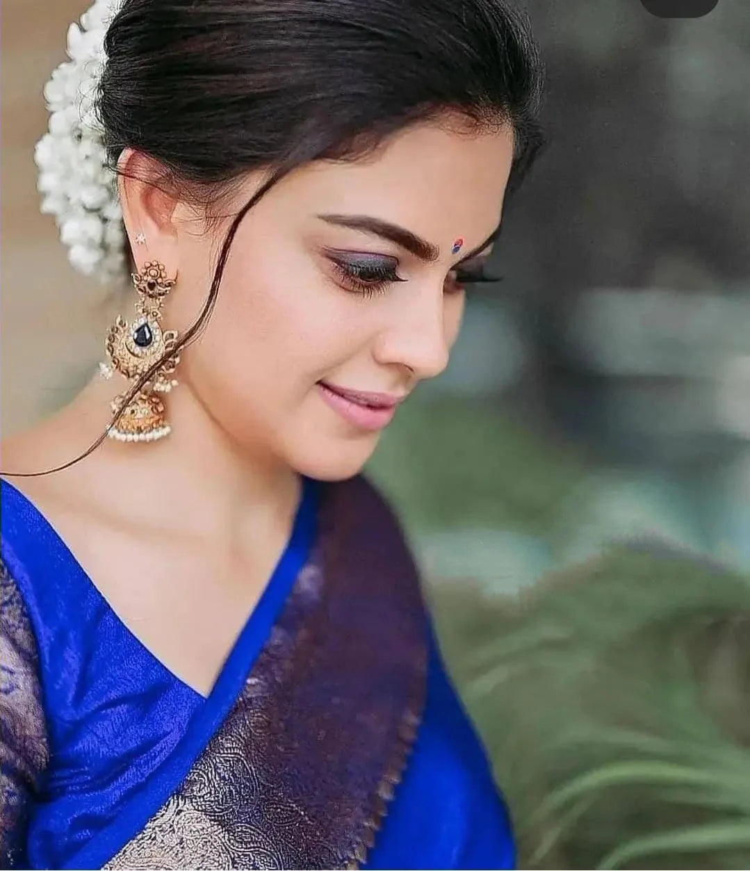 Very Charming Royal Blue Soft Silk Saree