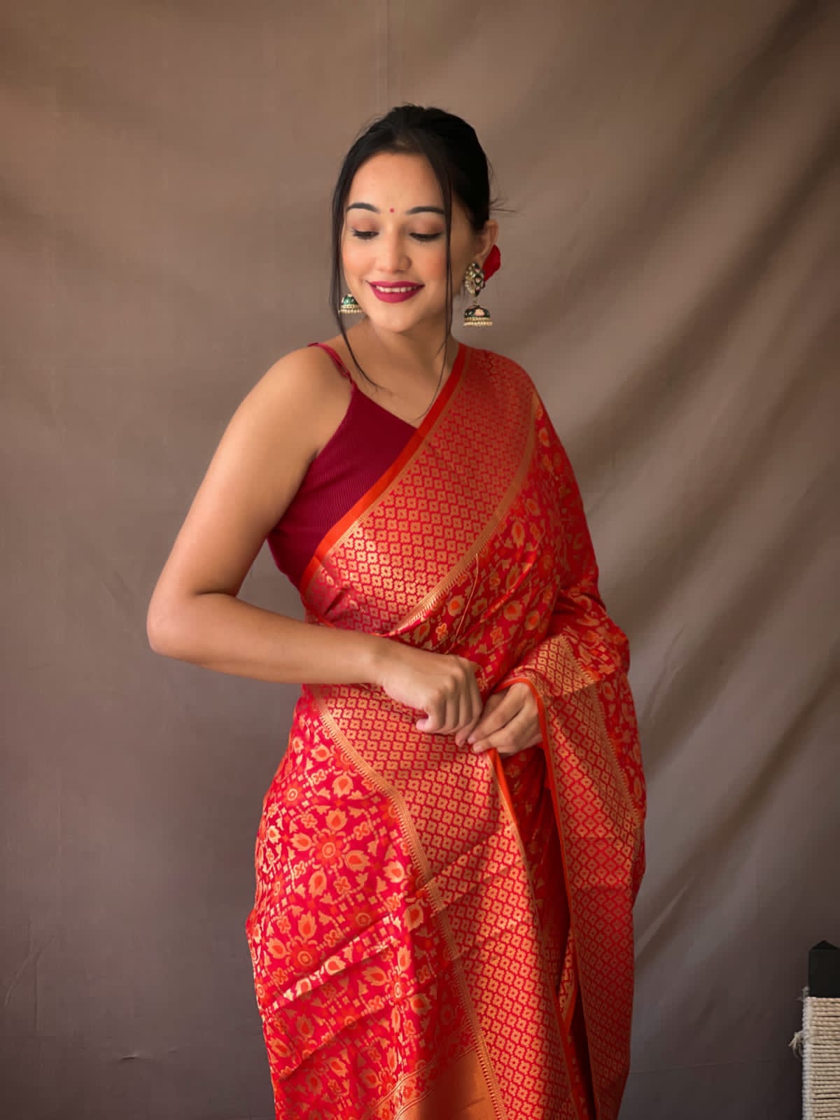 Most Trending Pure Silk Saree In Laheriya Style