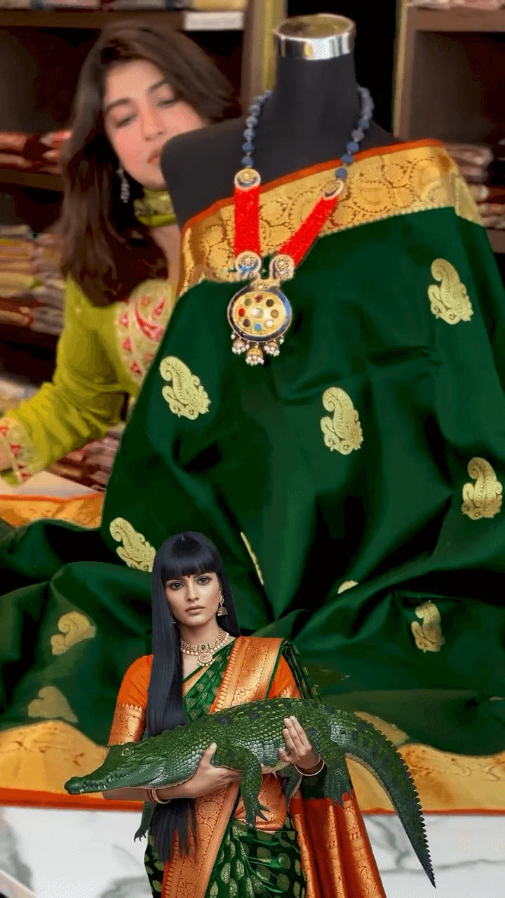 Prepossessing Dark Green Soft Banarasi Silk Saree With Lovely Blouse Piece