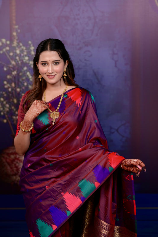 Very Ravishing Soft Silk Saree With Zari Weaving
