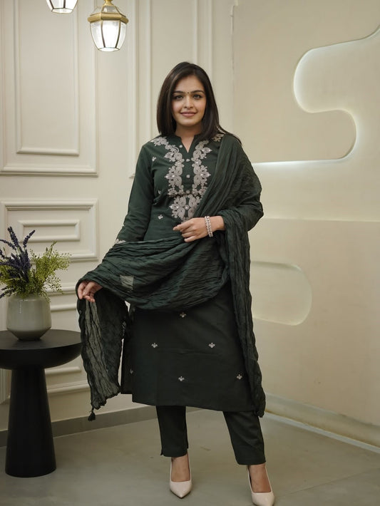 Very Pretty Rayon Slub Embroidery Suit Set