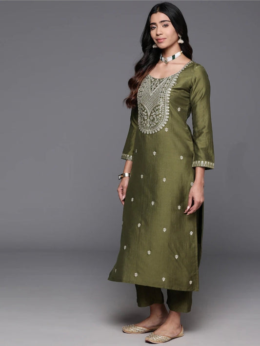 Dazzling Mahendi Beautiful Viscose Chanderi Suit Set
