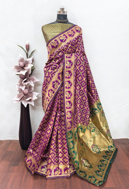 Aesthetic Soft Silk Saree With Rich Pallu