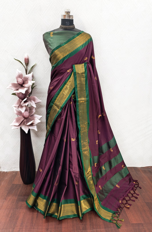 Very Magnificent Zari Weaving Banarasi Silk Saree With Tassels