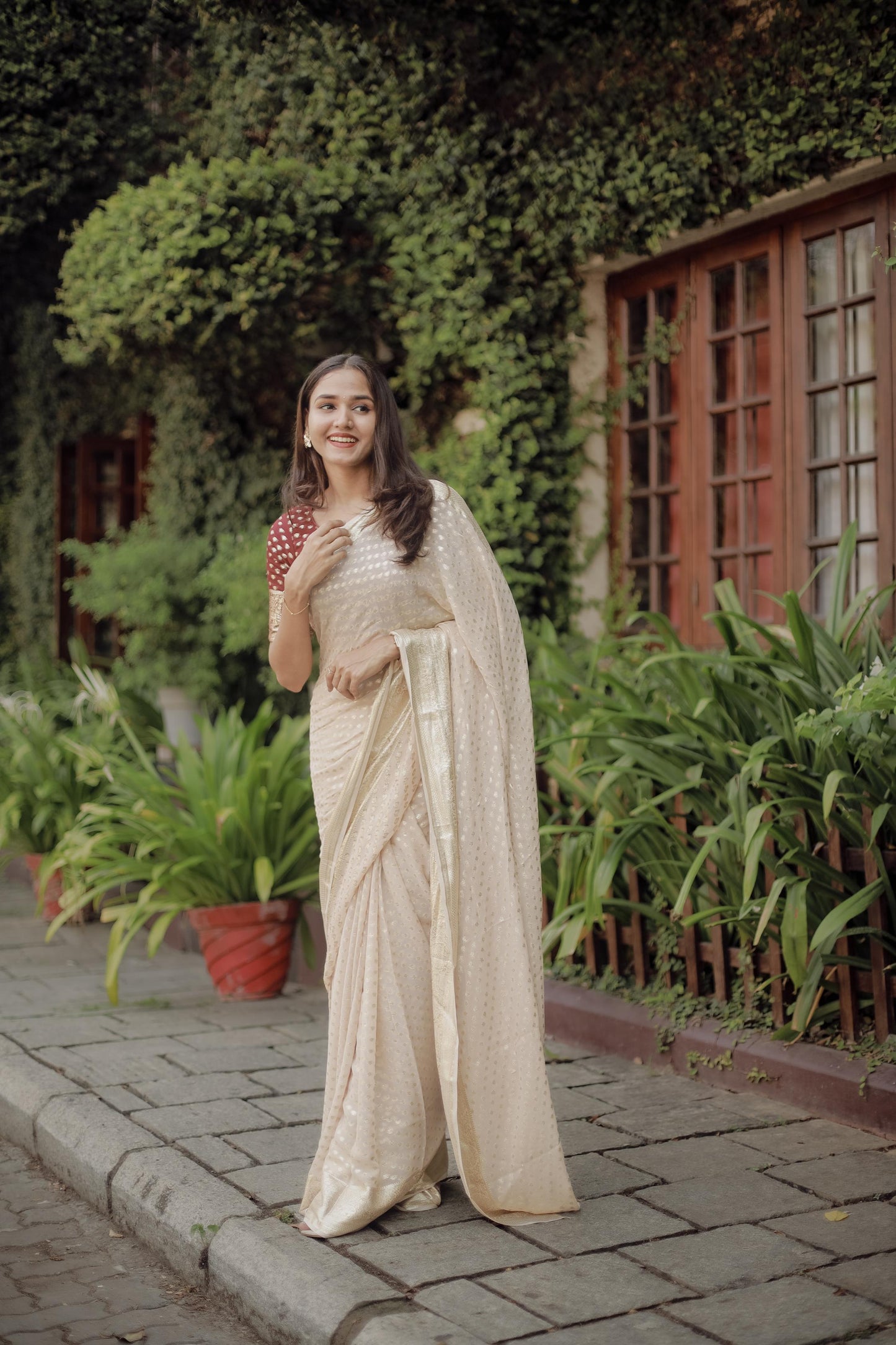 Most Viral Summer Pure Viscose Georgette Silk Saree With Satin Border