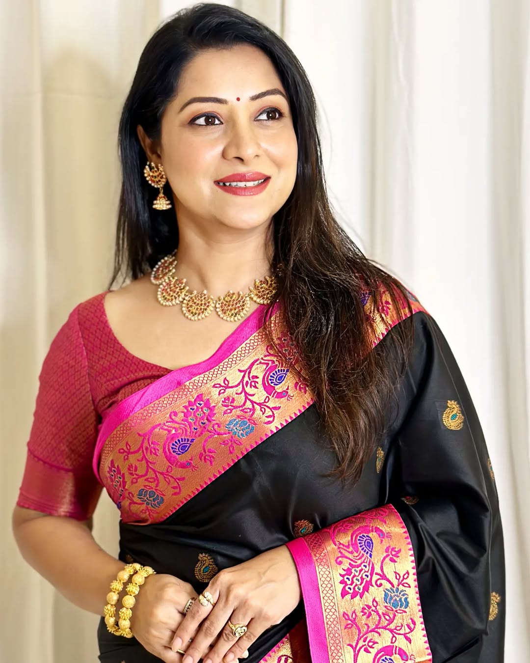 Luxurious Cotton Silk Paithani Silk Saree With Zari Weaving
