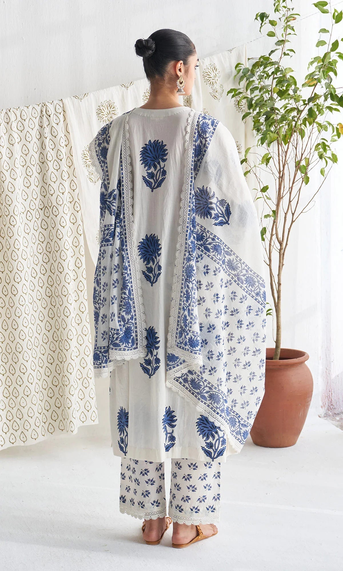 Anushka Sharma Inspired Pure Mul Cotton Jaipuri Block Print Suit Set