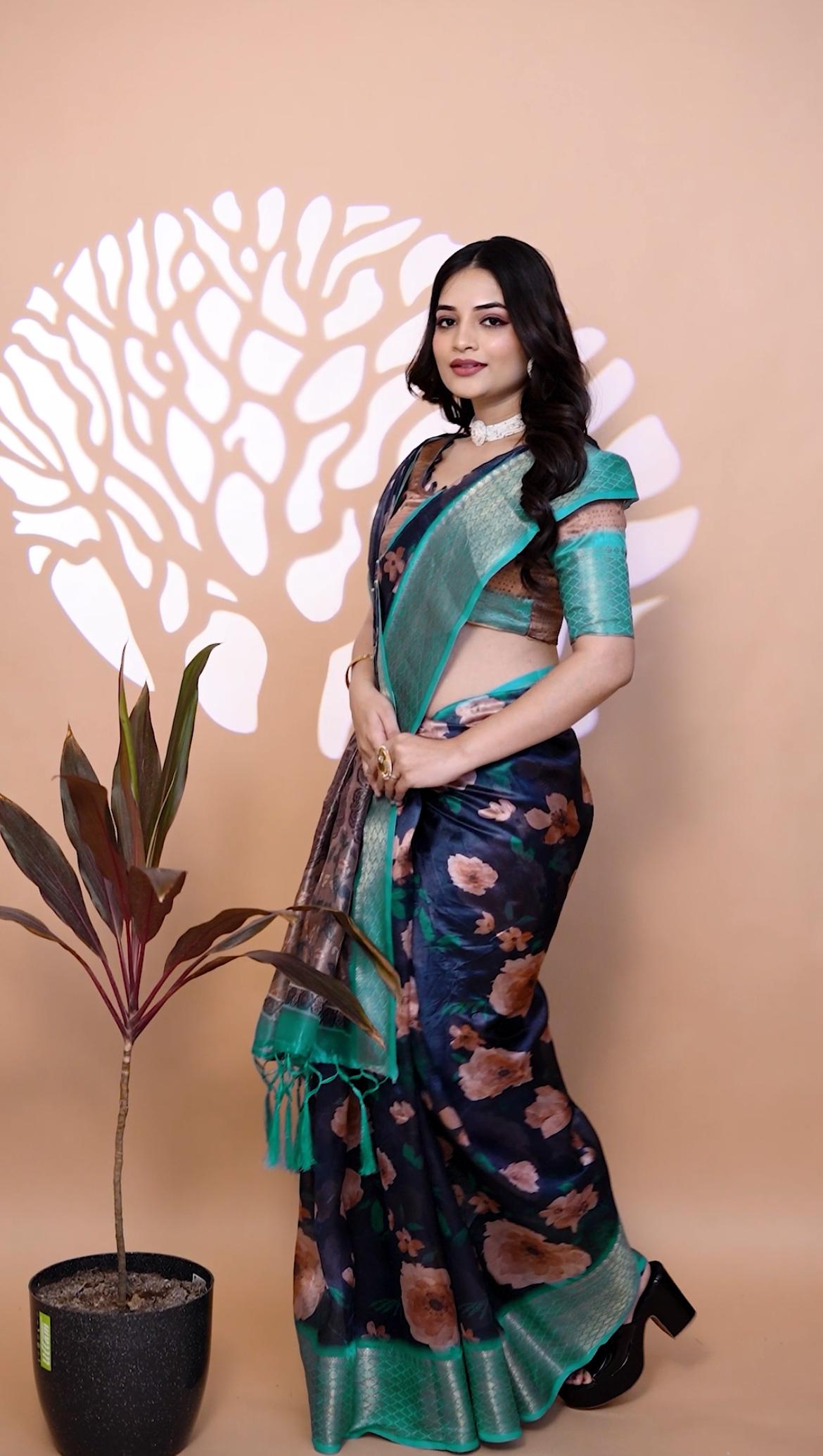 Elegant Midnight Blue Handllom Silk Blend Saree With Zari border