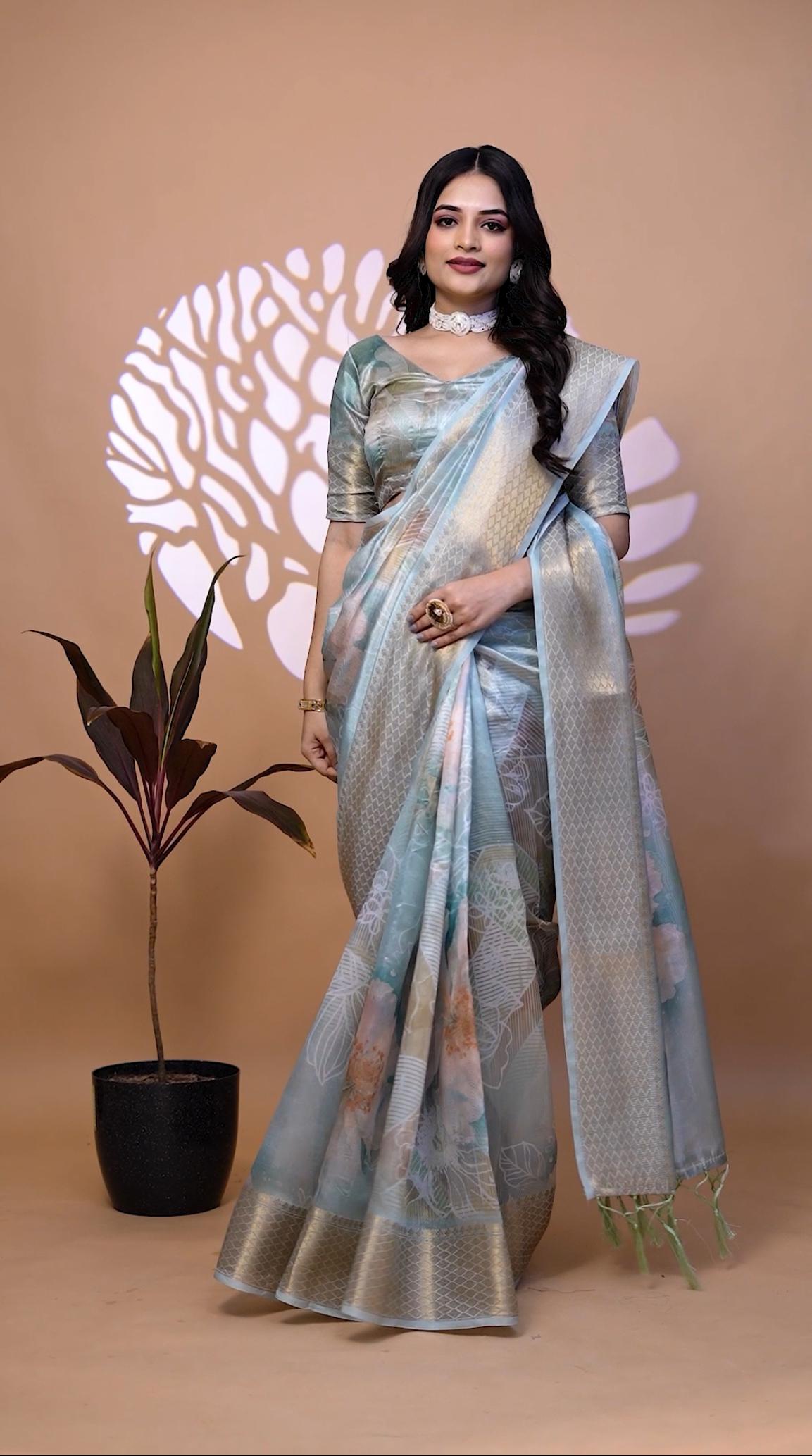 Graceful Pastal Green Handllom Silk Blend Saree With Zari border