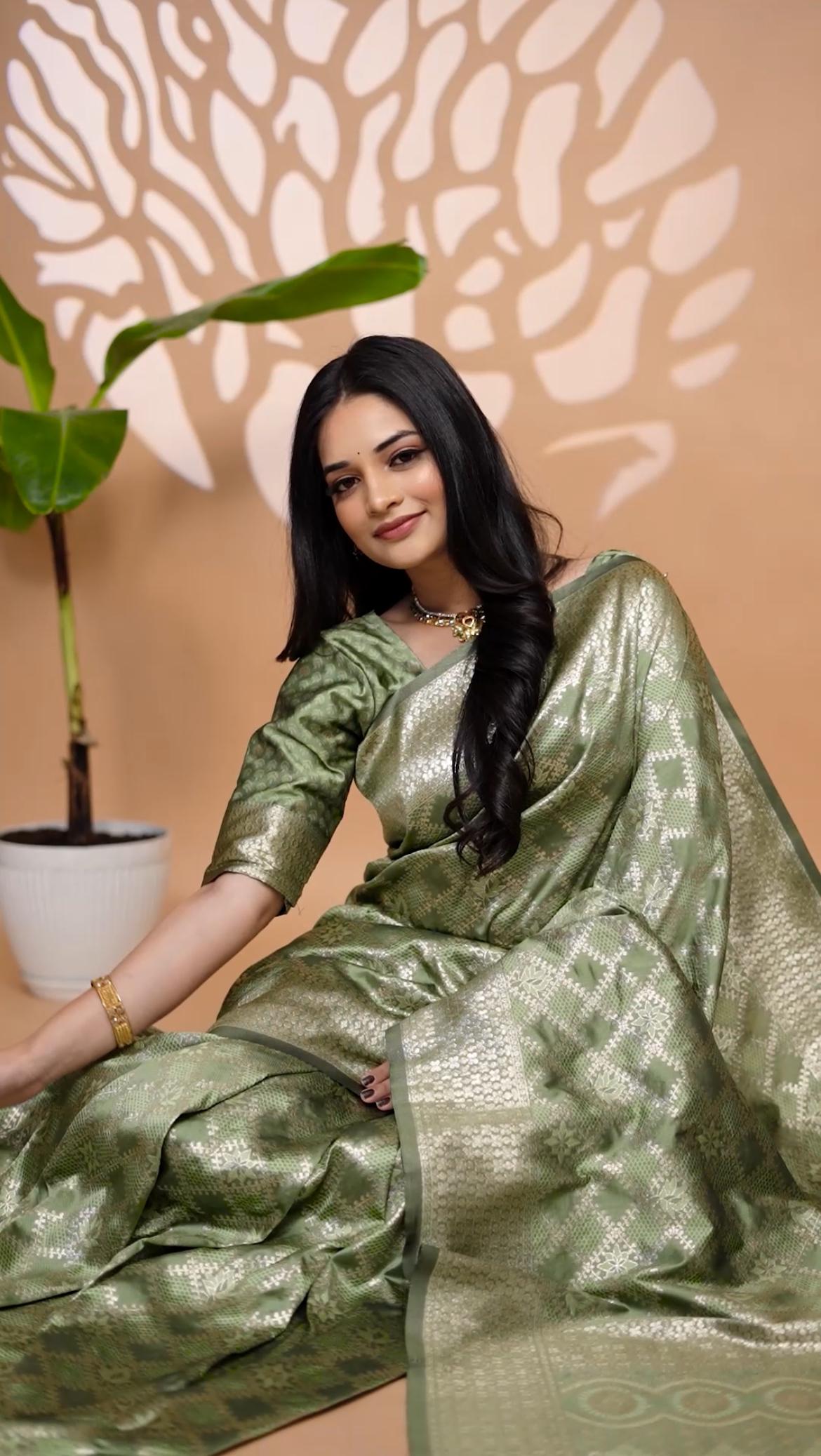 Elegant Light Green Banarasi Silk Saree With Golden Zari Weaving