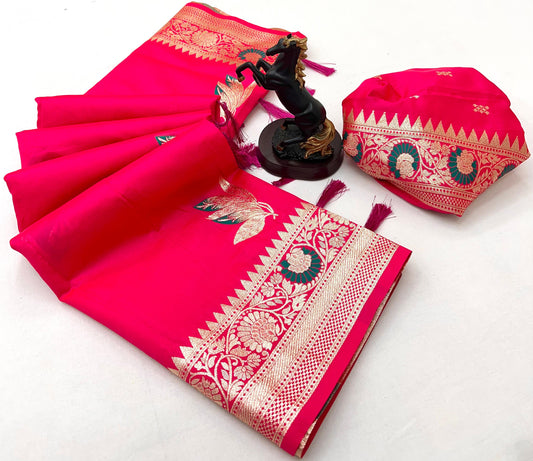 Elegant Festive Look Soft Silk Saree With Zari Weaving