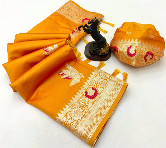 Elegant Festive Look Soft Silk Saree With Zari Weaving