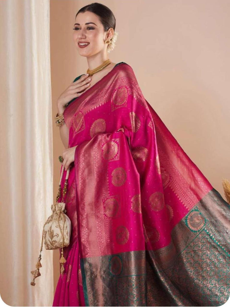 Very Charming Soft Silk Saree With Zari Weaving