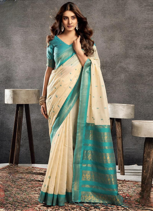 Magnificent Soft Cotton Silk Saree With Rich Pallu
