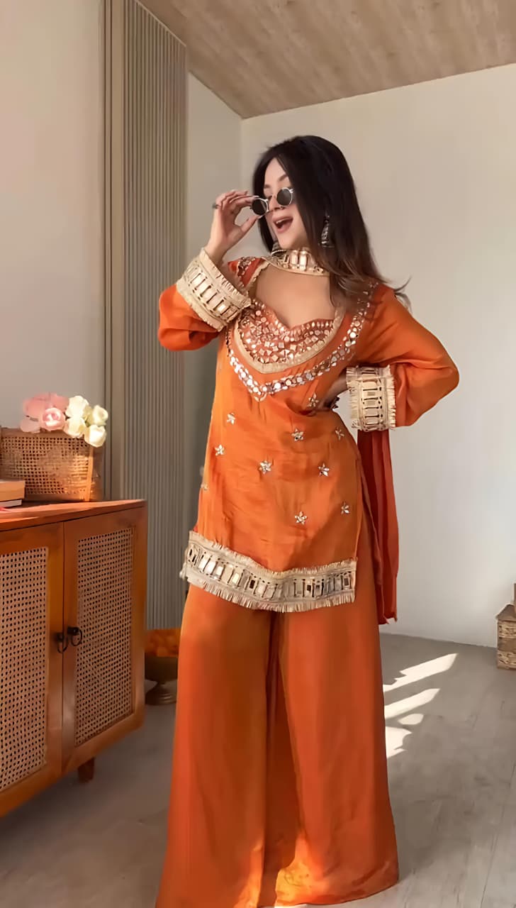 Surmayi Noor Mirror Work Suit Set
