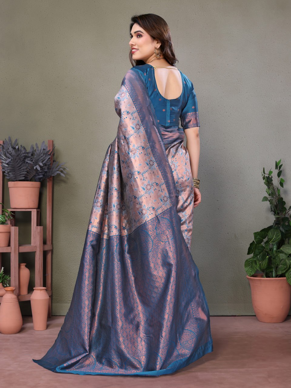 Most Delightful Banasari Silk Saree With Blouse