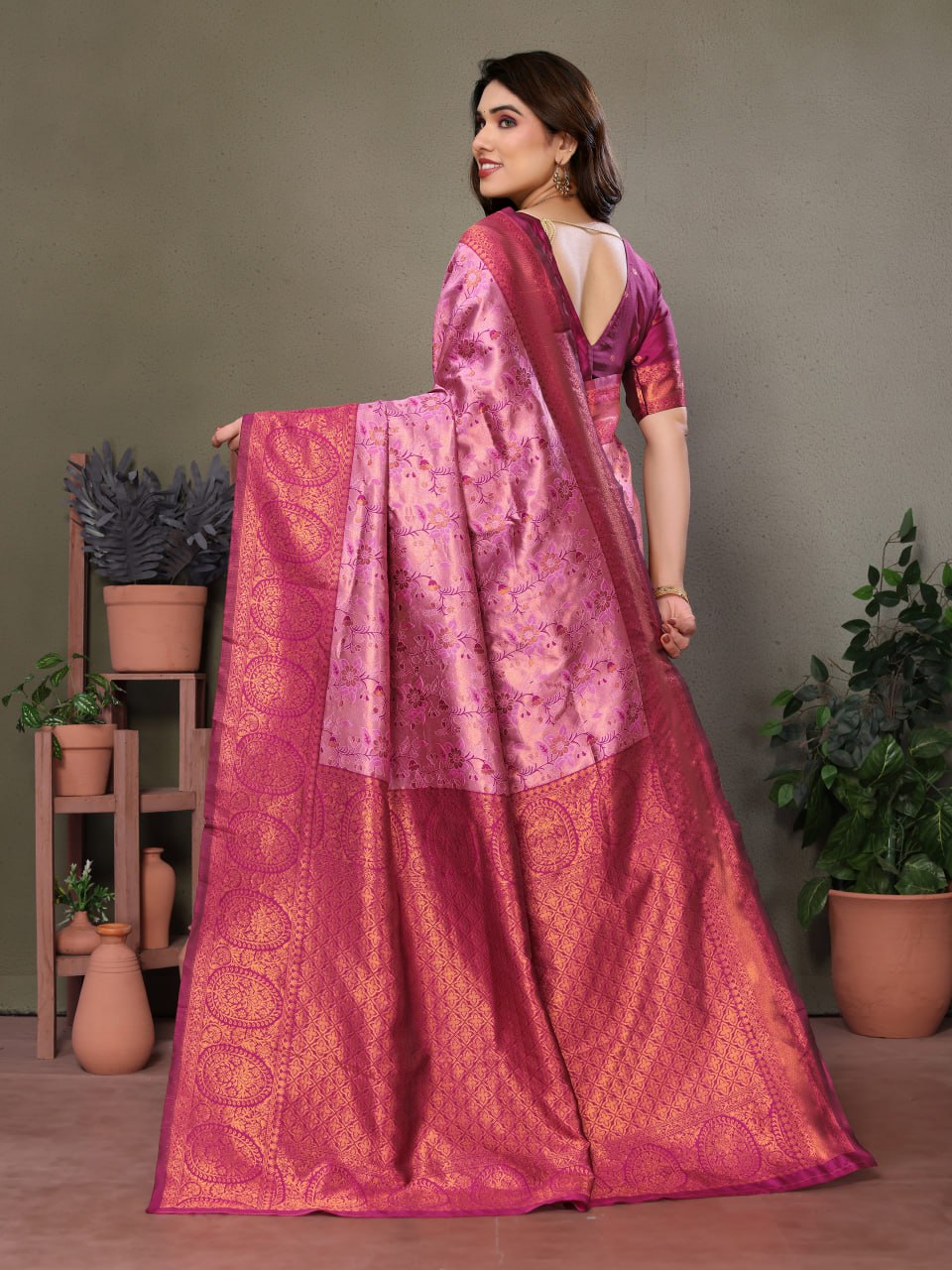 Most Delightful Banasari Silk Saree With Blouse