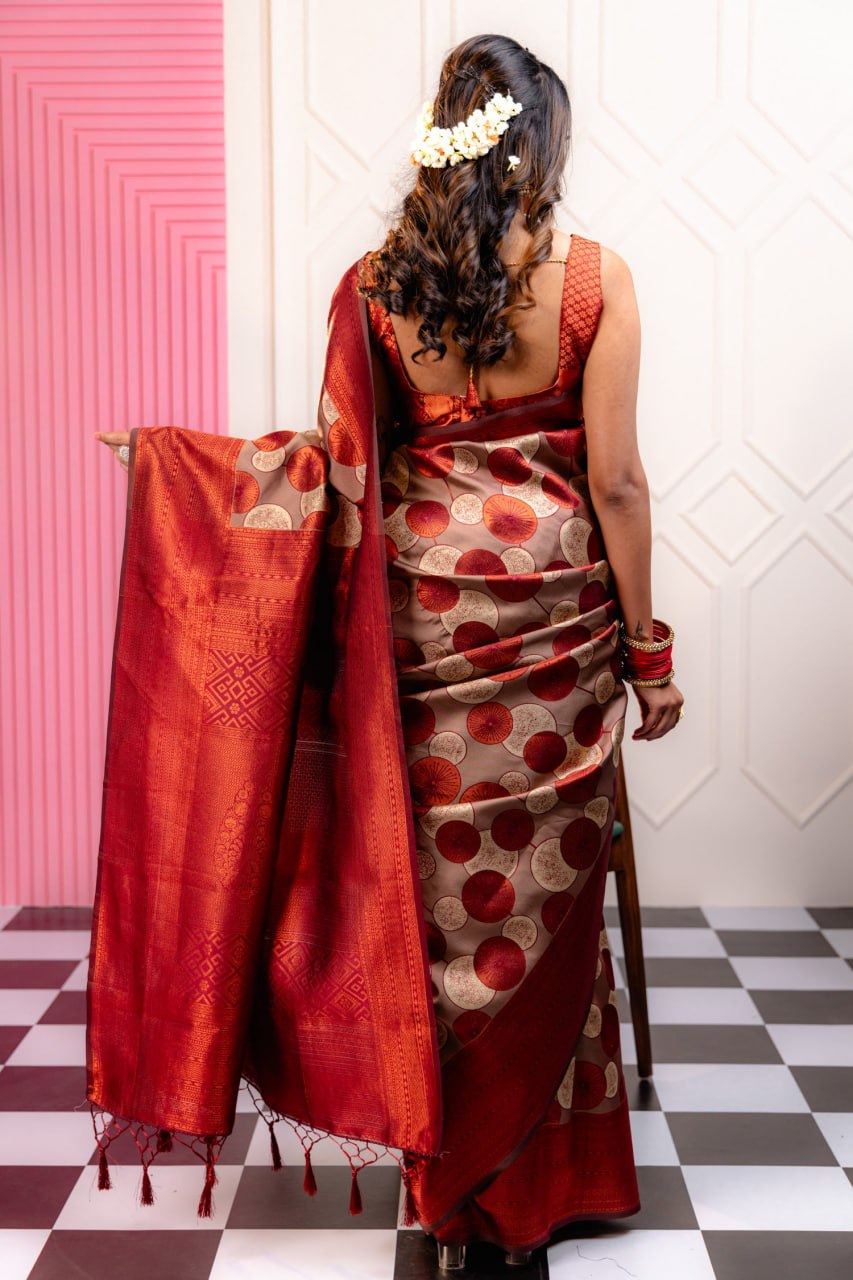 Most Good-Looking Banarasi Silk Saree With Blouse