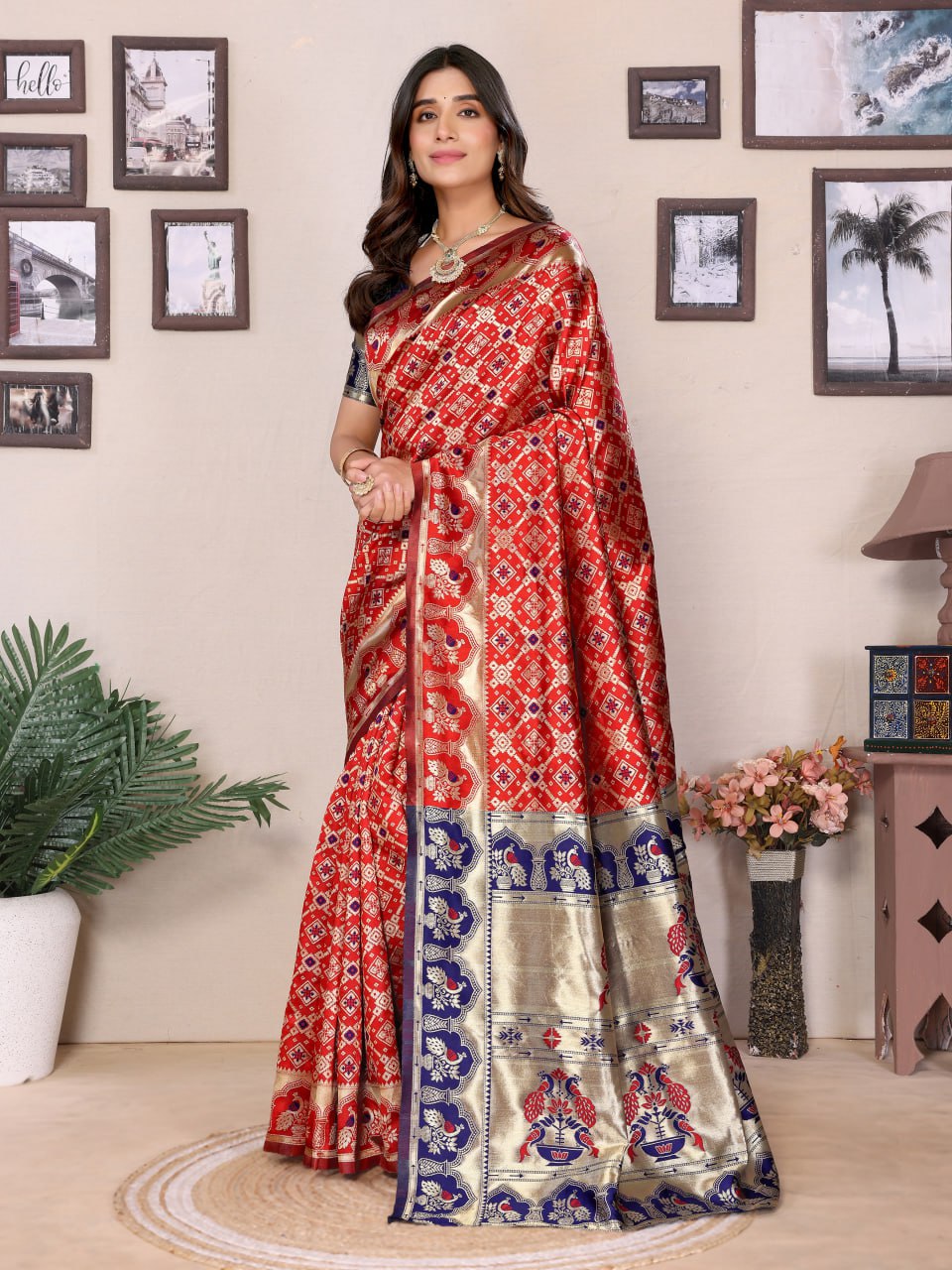Most Ravishing Paithani Silk Saree With Rich Border & Pallu