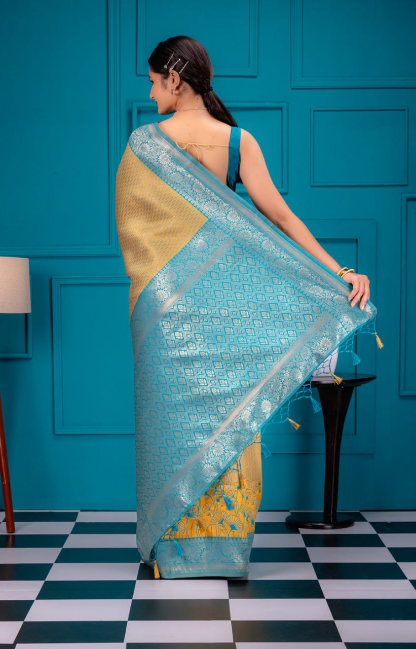 Most Elegant Banarasi Silk Saree With Zari Weaving