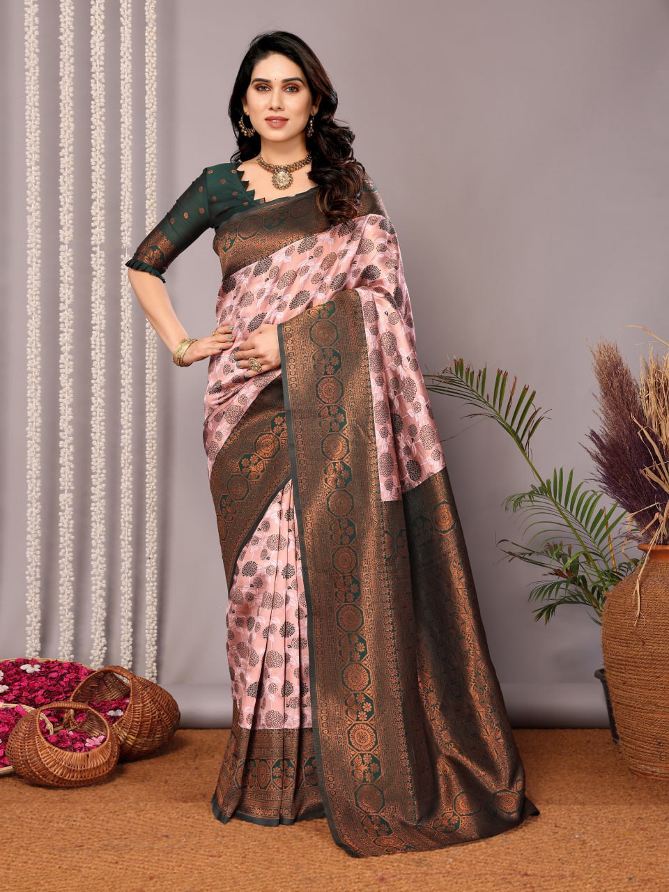 Most Prepossessing Banasari Silk Saree With Blouse