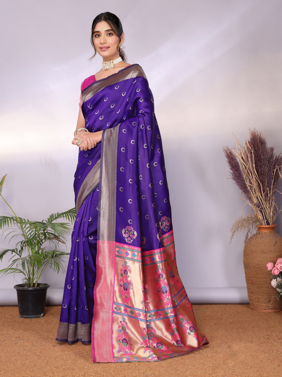 Most Graceful Paithani Silk Saree With Rich Border & Pallu