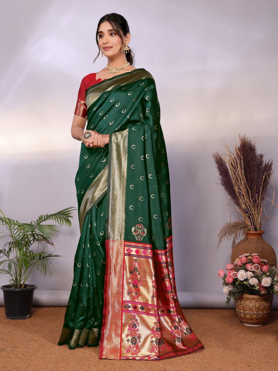Most Graceful Paithani Silk Saree With Rich Border & Pallu