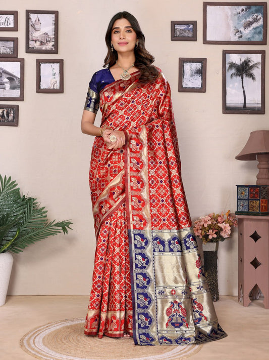 Most Ravishing Paithani Silk Saree With Rich Border & Pallu