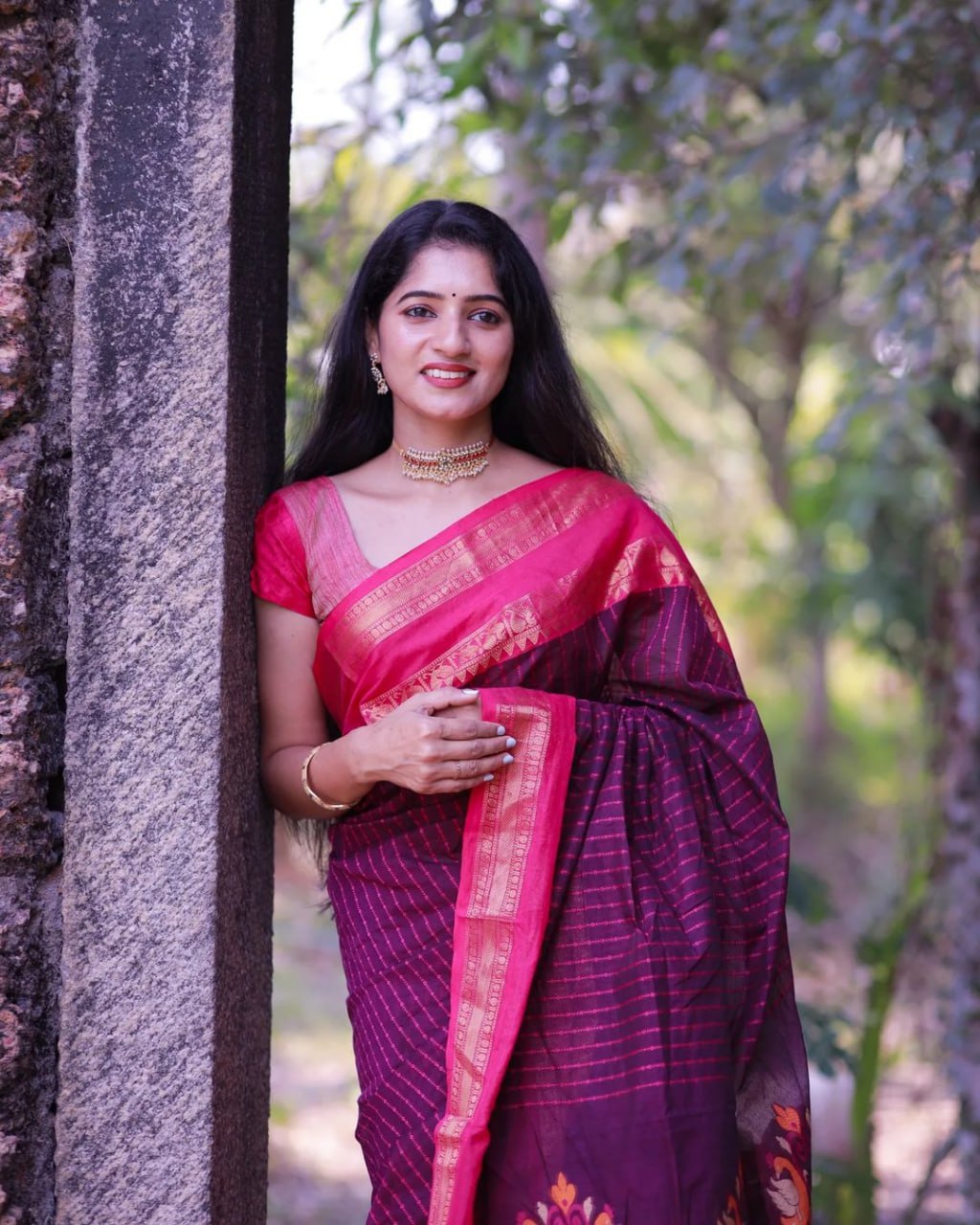 Most Magnificent Banarasi Silk Saree With Rich Pallu