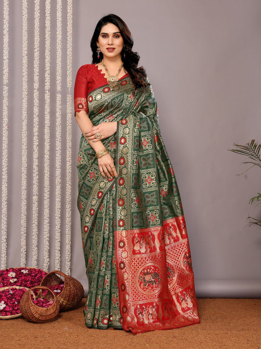 Most Magnificent Traditional Silk Saree With Rich Pallu