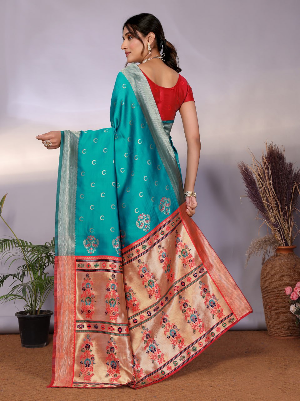 Most Graceful Paithani Silk Saree With Rich Border & Pallu