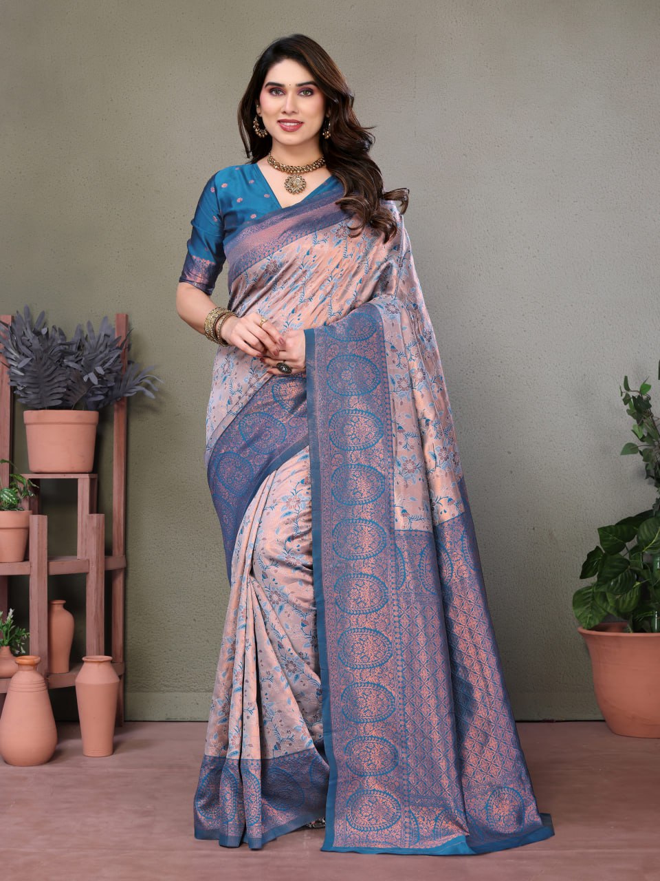 Most Delightful Banasari Silk Saree With Blouse
