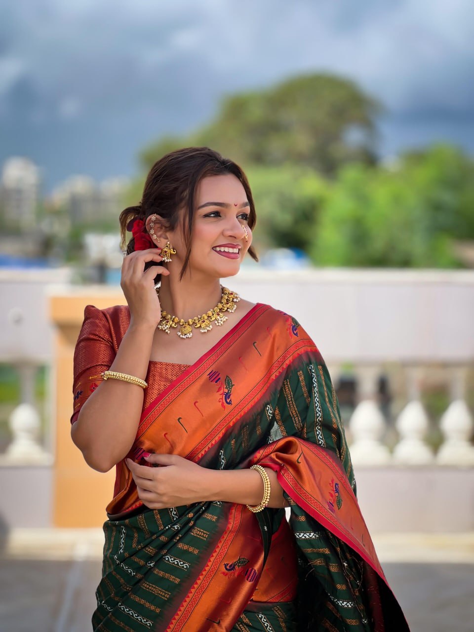 Most Elegant Banasari Silk Saree With Blouse