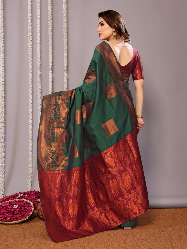 Most Beautiful Banarasi Silk Saree With Rich Pallu