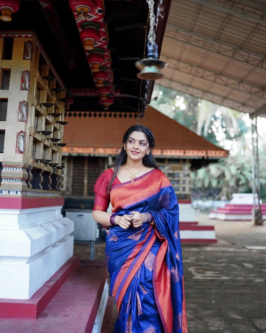 Most Pretty Banasari Silk Saree With Blouse