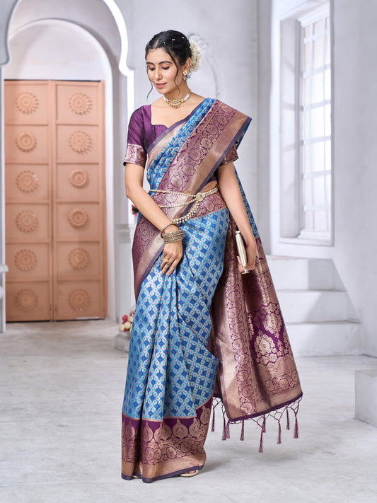 Most Gorgeous Banarasi Silk Saree With Rich Pallu