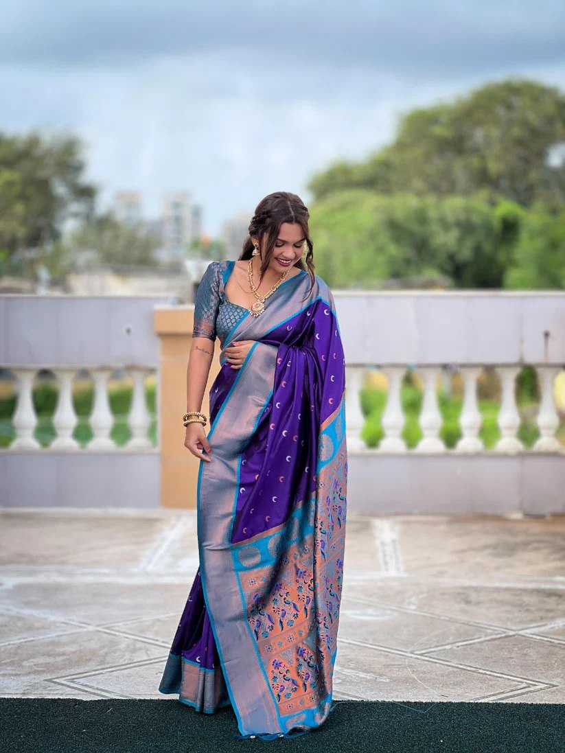 Most Graceful Banasari Silk Saree With Blouse