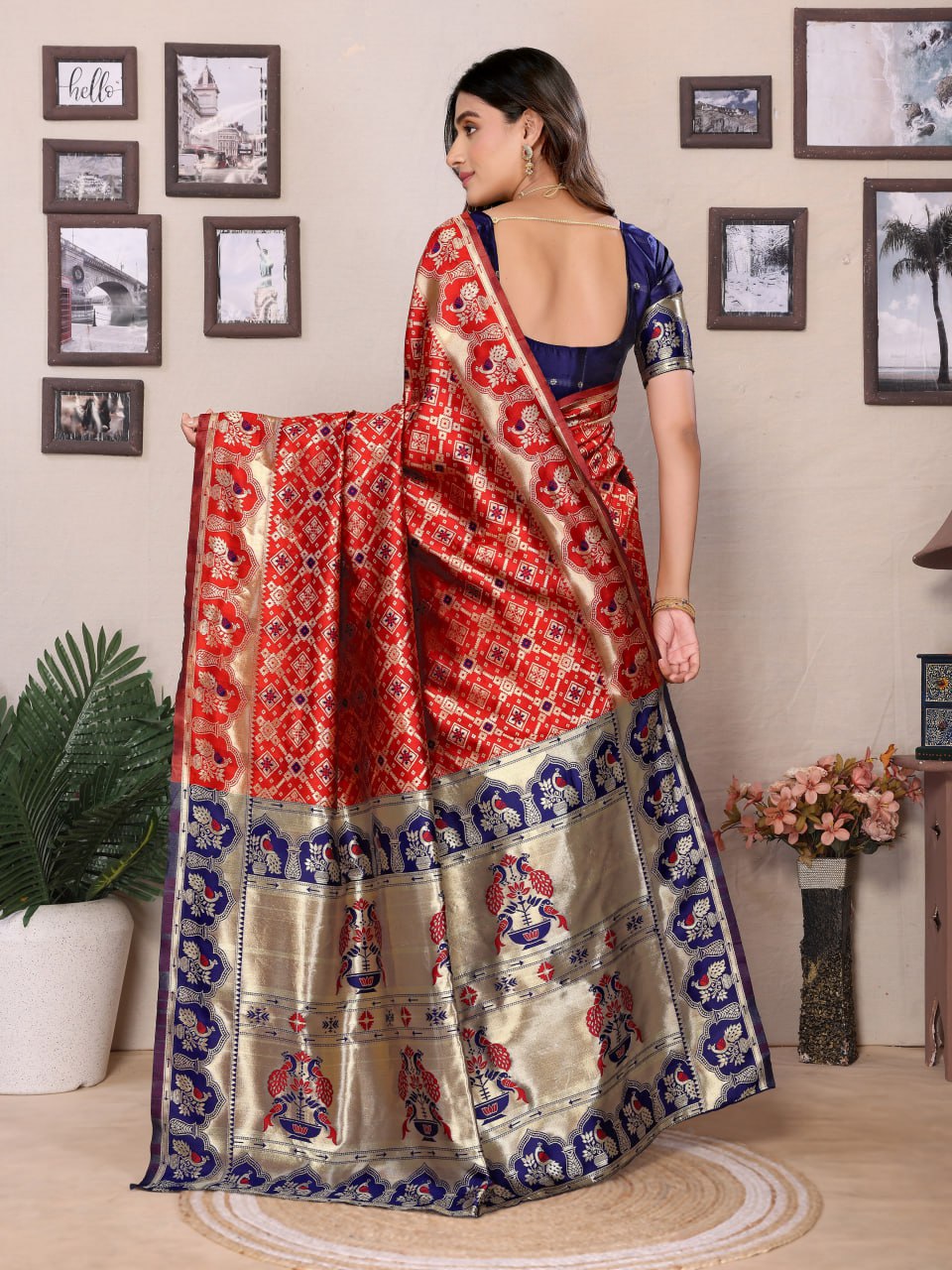 Most Ravishing Paithani Silk Saree With Rich Border & Pallu