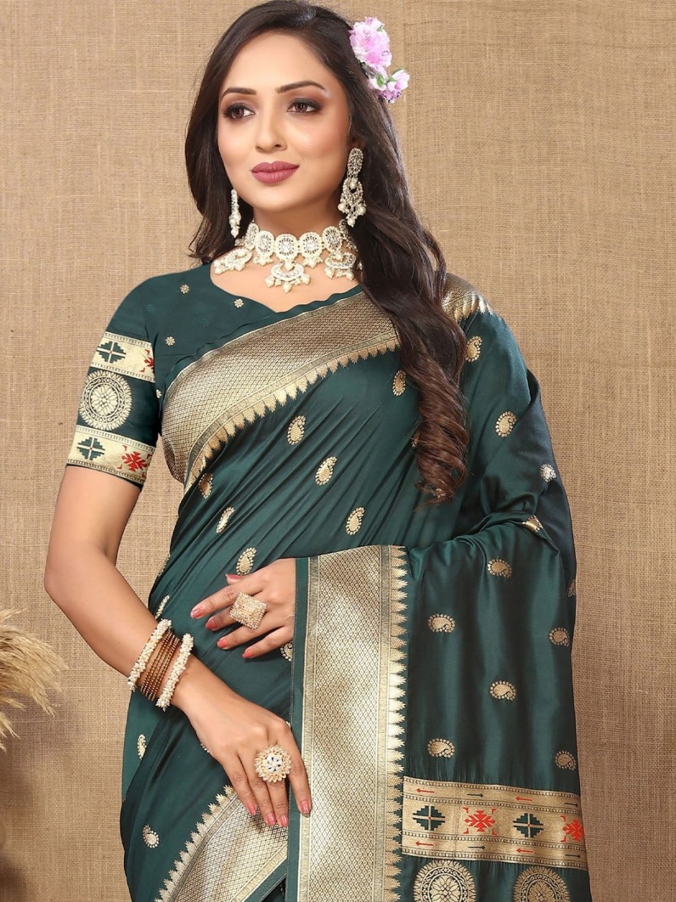 Most Charming Paithani Silk Saree With Rich Pallu