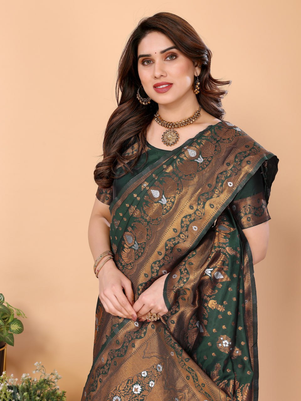 Most Charming Banarasi Silk Saree With Rich Pallu