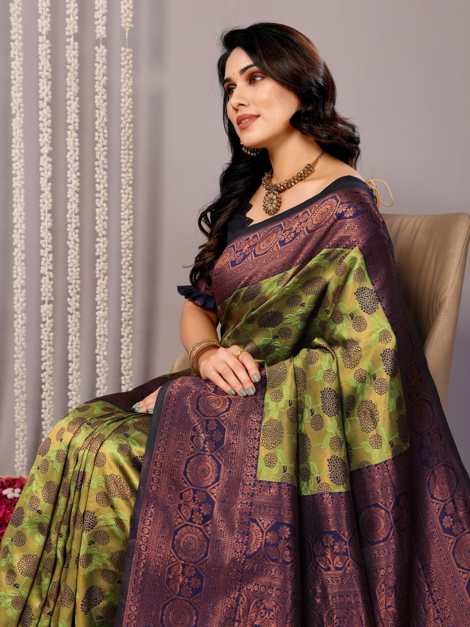 Most Prepossessing Banasari Silk Saree With Blouse