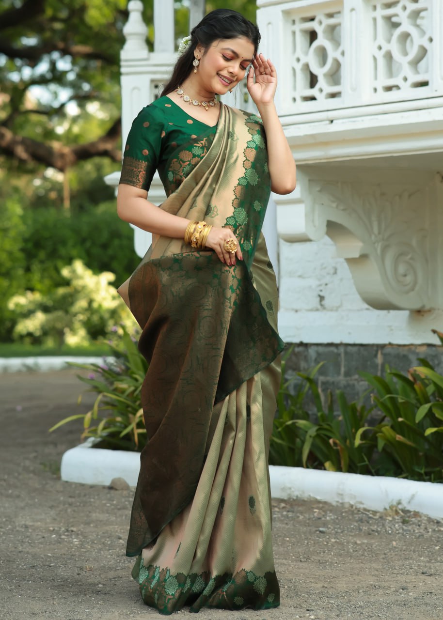Most Charming Green Banasari Silk Saree With Blouse